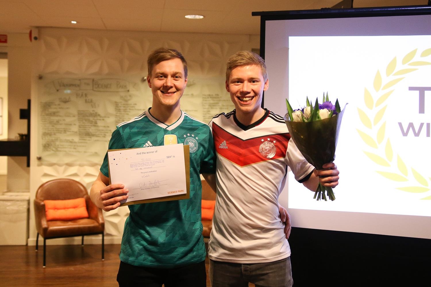 Mit dem Mitgründer auf der Bühne nach dem Pitch, Science Park Jönköping